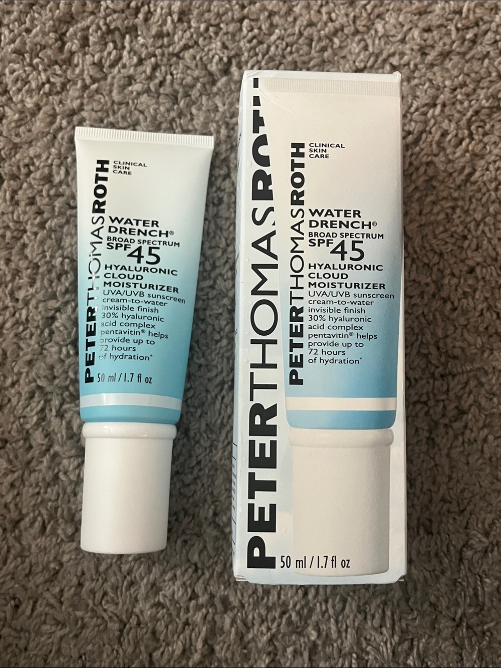 Peter Thomas Roth Water Drench Hyaluronic Cloud Moisturizer SPF 45 1.7 oz - Picture 3 of 3